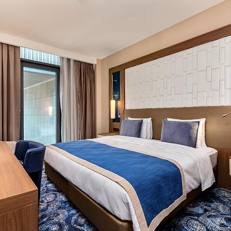 Tbilisi Philharmonia Apartment Bagian luar foto