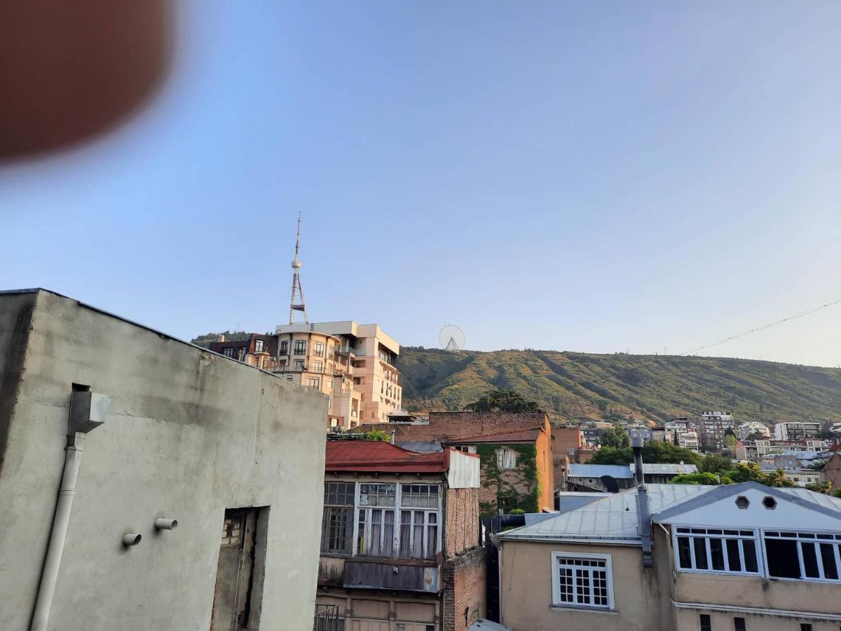 Tbilisi Philharmonia Apartment Bagian luar foto