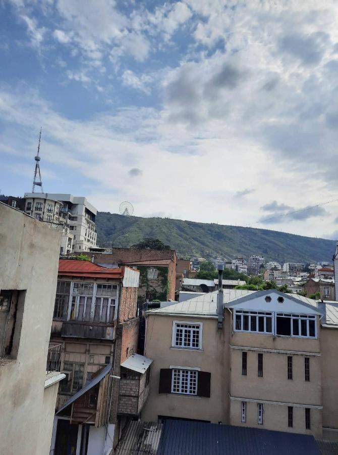 Tbilisi Philharmonia Apartment Bagian luar foto
