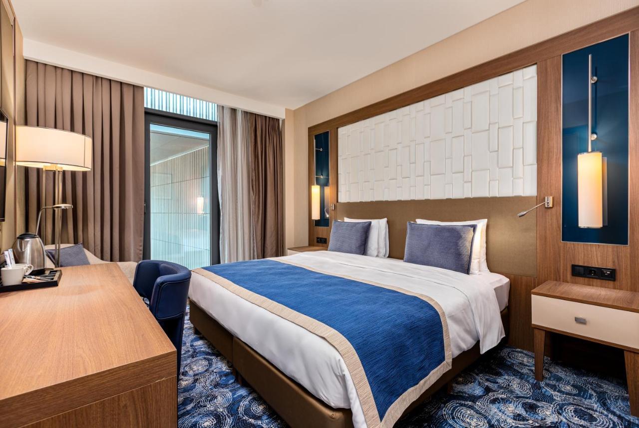 Tbilisi Philharmonia Apartment Bagian luar foto
