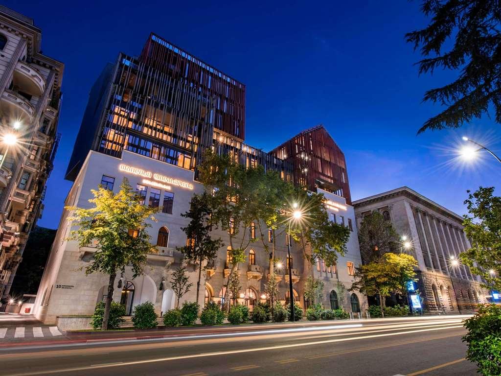 Tbilisi Philharmonia Apartment Bagian luar foto
