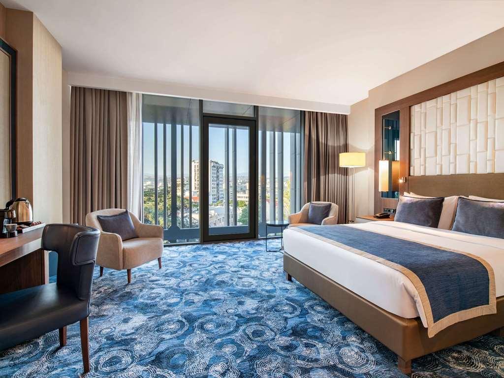 Tbilisi Philharmonia Apartment Bagian luar foto